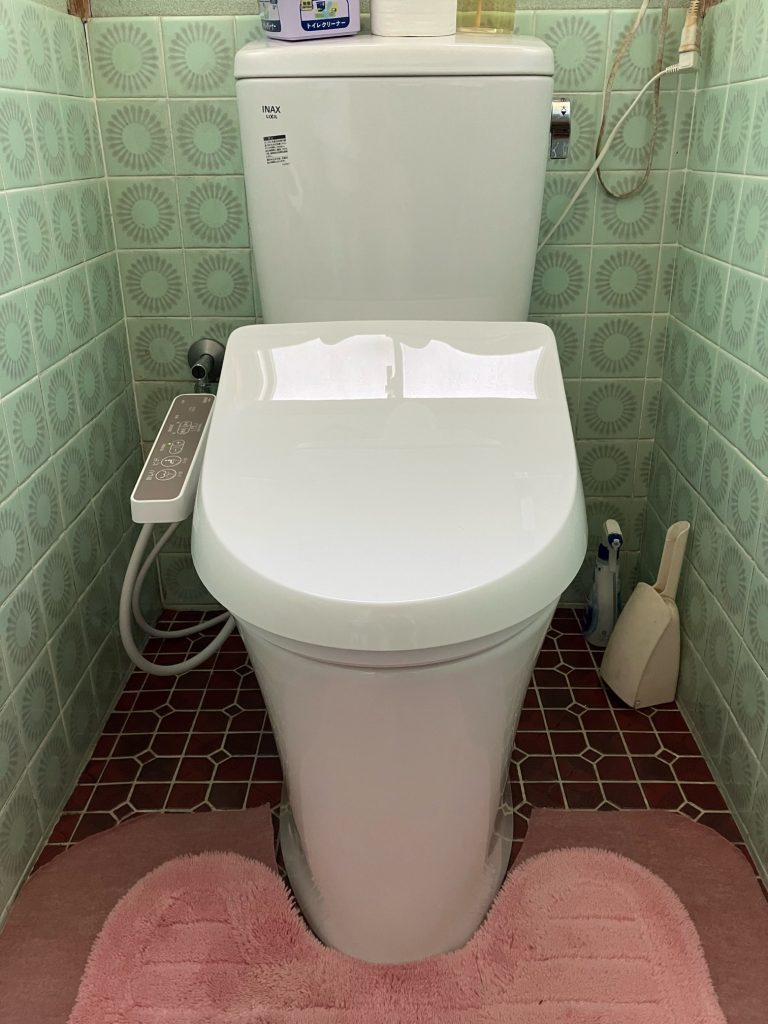 渋川市　トイレ工事〈LIXIL　アメージュZ＋シャワートイレD〉